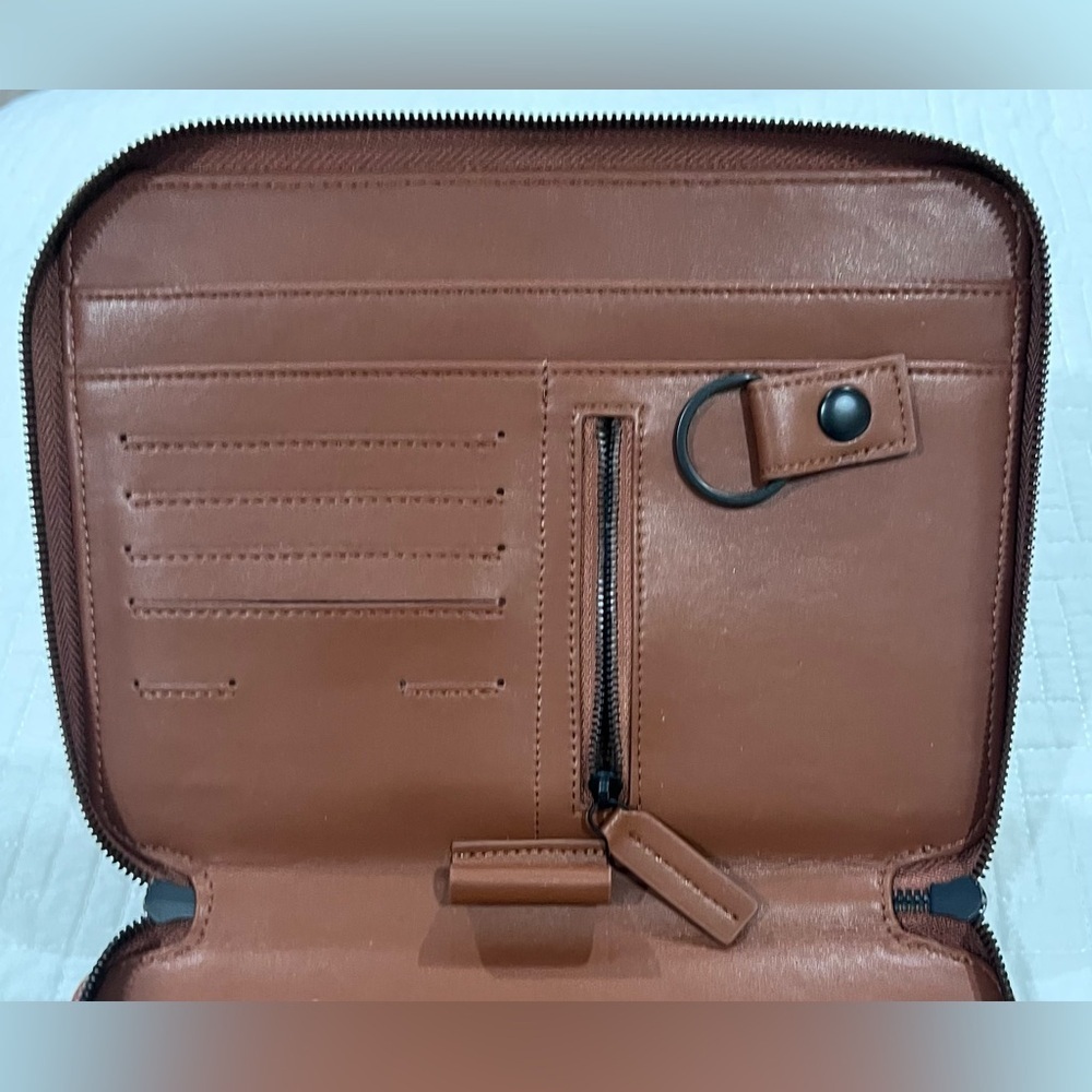 MONOS :: FOLIO KIT - Picture 6 of 15
